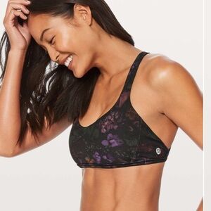 Lululemon Free To Be Zen Bra Size 8 in Black and Purple Floral